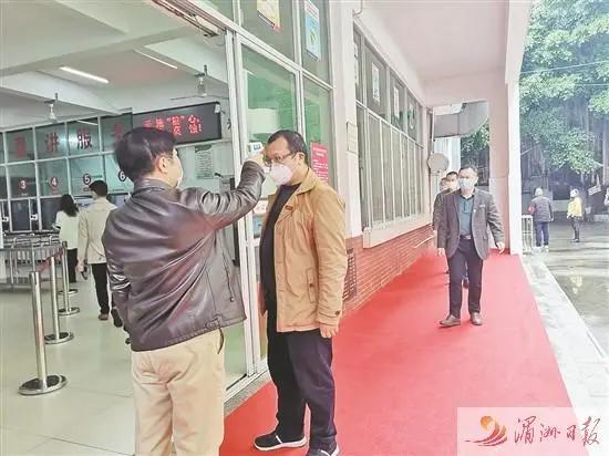 学校抗疫工作阶段部署,学校坚决打赢抗疫攻坚战