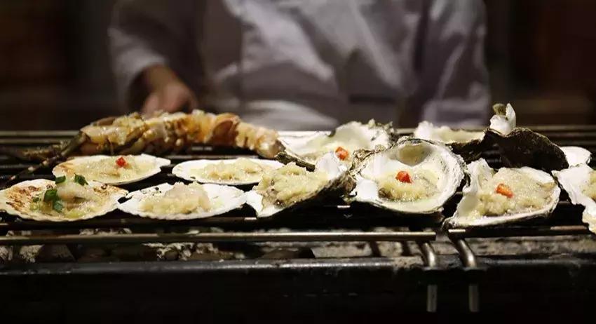 ¥118起/位--罗湖富苑出品!5米海鲜巨轮+豪气进口铁板烧不限量