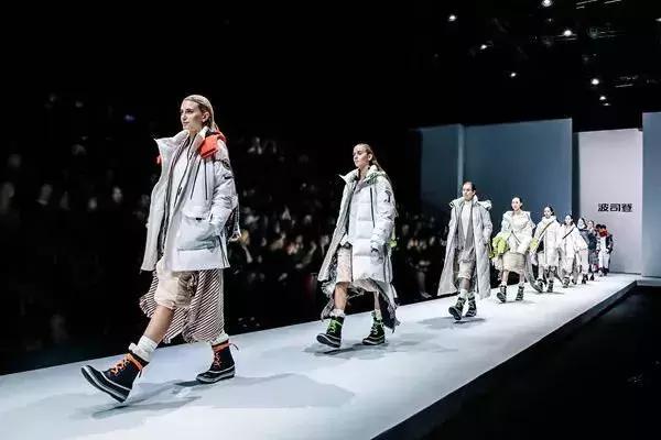 所有的中国人都为此感到自豪,作为中国人你们感到骄傲吗