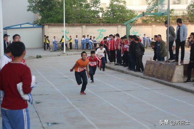 杩愬姩鍋ュ効鏄捐韩鎵嬫椂浠i獎瀛愮珵椋庢祦,杩愬姩鍋ュ効璧涘嚭椋庨噰璧涘嚭鎷兼悘
