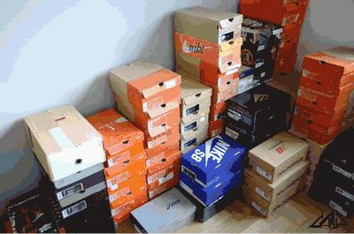 一个月生活费5000不够你花,一个月5000块钱生活费不到200