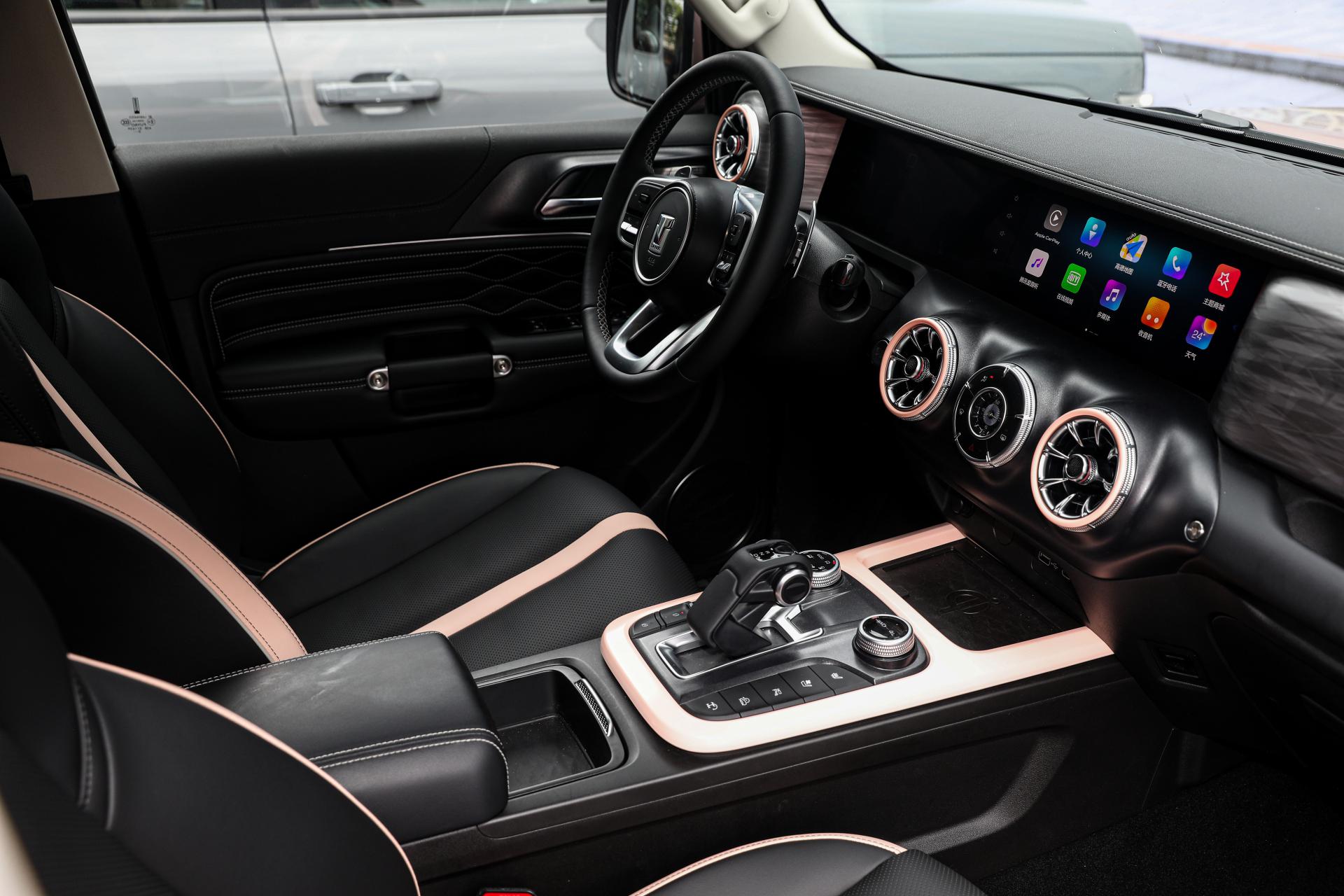 jeep牧马人vs坦克300,jeep牧马人坦克300