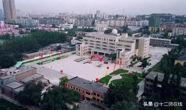 八一紫金城校区,乌鲁木齐八一中学紫荆校区初中部