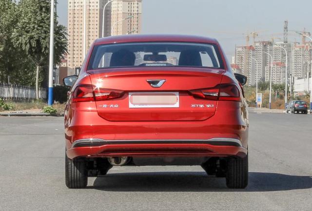 大众车标熏黑老捷达,大众标捷达