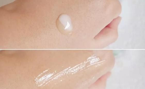 今天试试倩碧*管双**淡斑精华,看看能不能搞定陈年痘印和斑点!