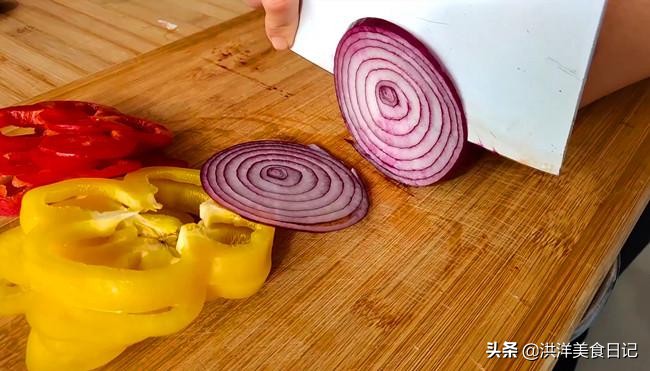 做披萨配料的最简单方法,家庭版披萨最简单做法