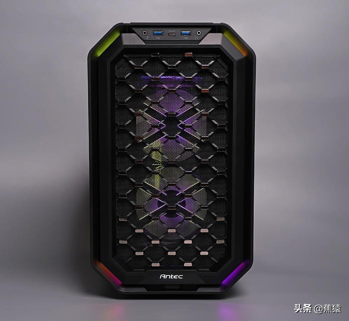 安钛克CUBEDRAK装机展示，11700+ROGB560-G+3080TI