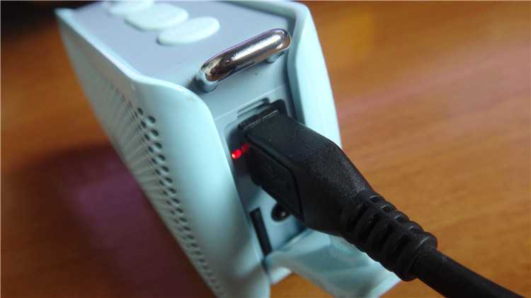 doss蓝牙小音箱,小度doss智能音箱