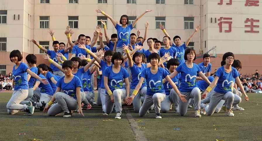 我国最牛的3所中学本科率逼近100,2019高考最牛的县级中学