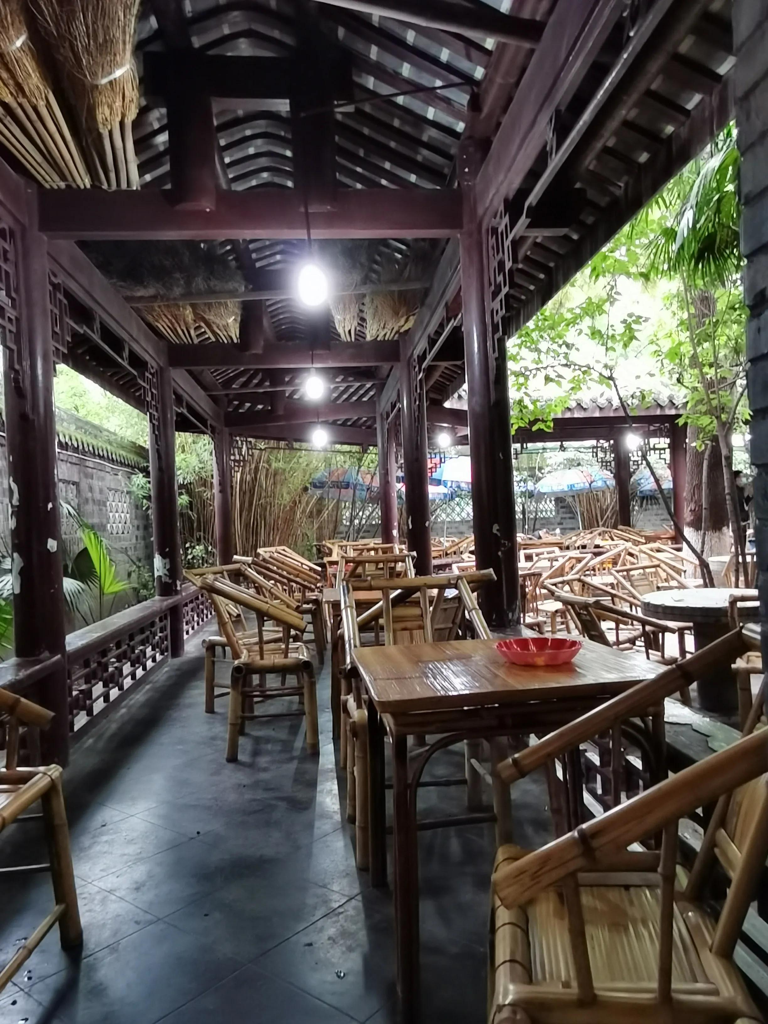 成都人民公园男厕所,成都人民公园喝茶