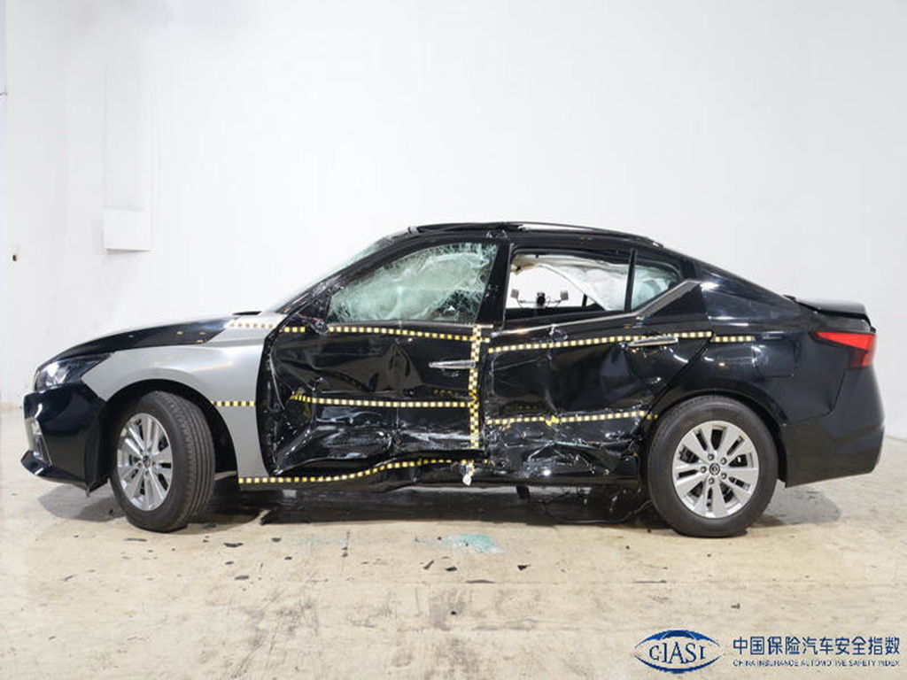 最安全的预警车,汽车安全最好的是哪款车