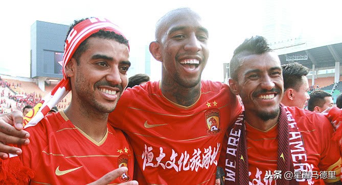 不护短？广体名嘴直言恒大2国脚不配进最佳阵！下赛季中超3队争冠