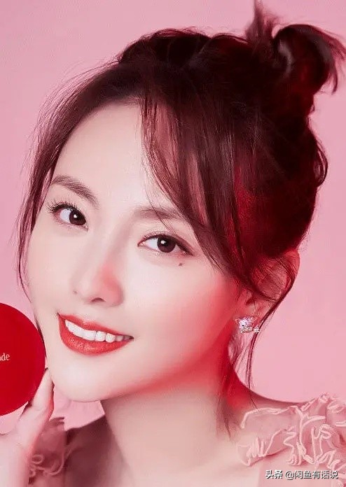 脸上有痣较多的女人,脸上有痣的女人面相