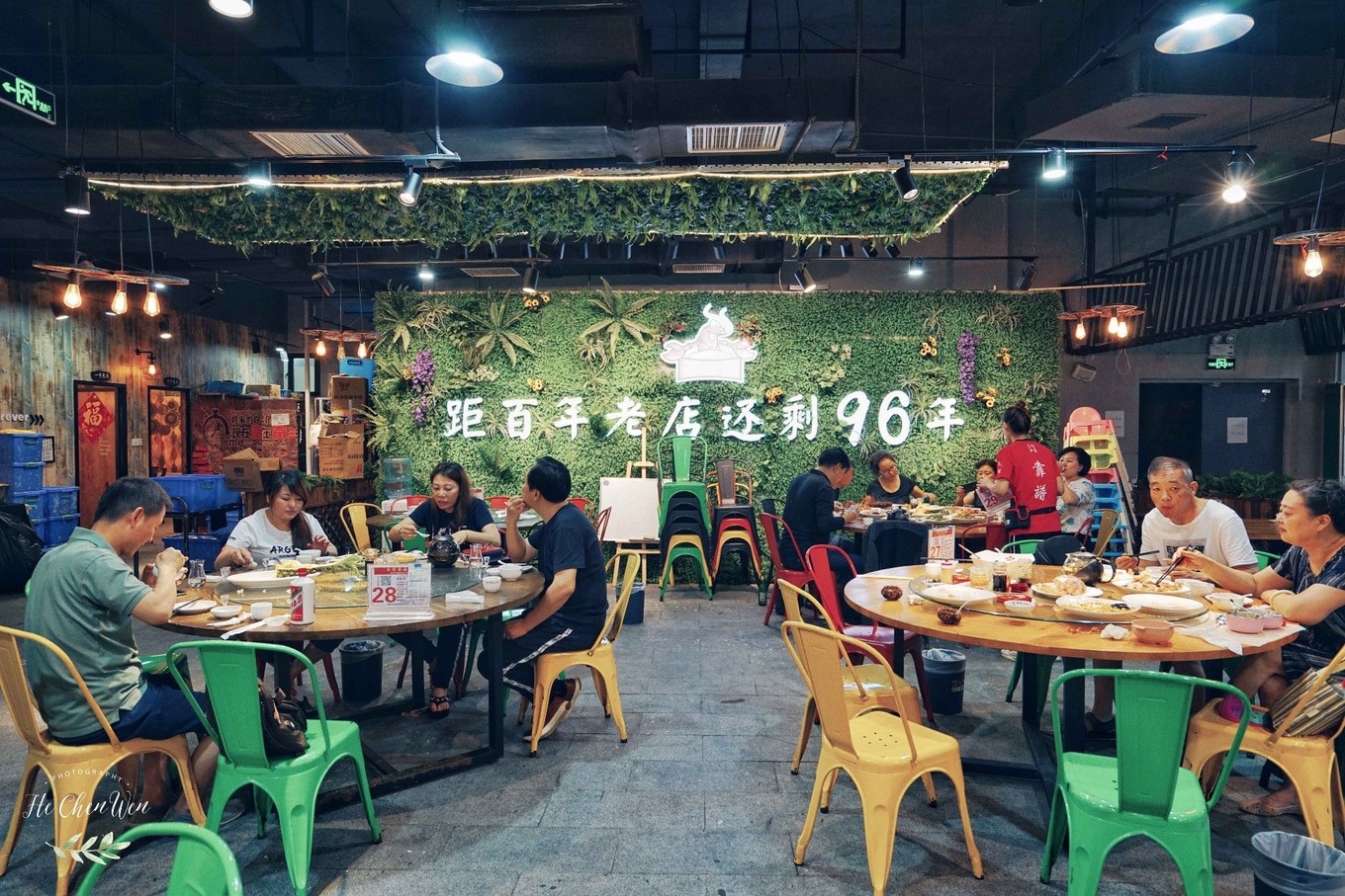 去三亚美食攻略,在三亚夏天要吃海鲜才过瘾