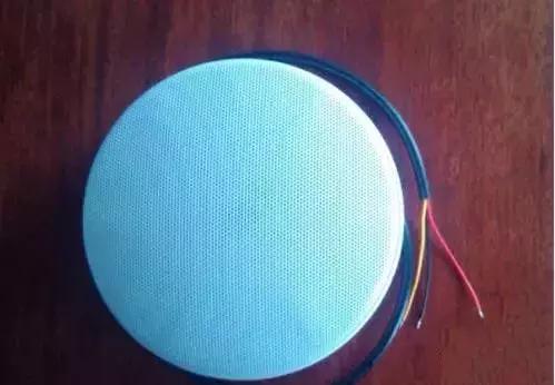 网络摄像机怎么接入模拟录像机,摄像机音频如何接拾音器