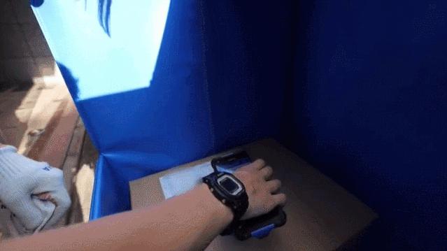 曝日本美女快递员工作细节，网友：太“变态”了