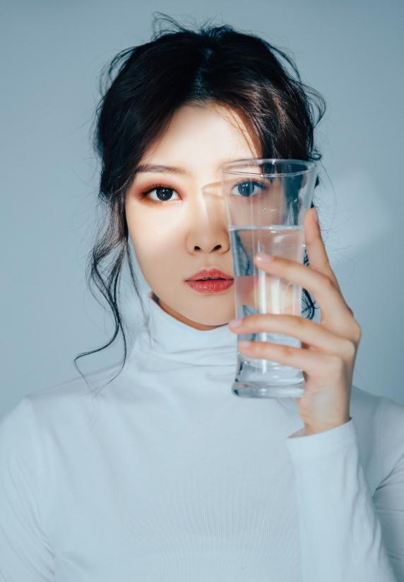 摄影技巧：零基础用ps给照片画“彩妆”