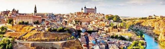 中国买房的钱出国能干嘛 (国外的钱能在国内买房吗)