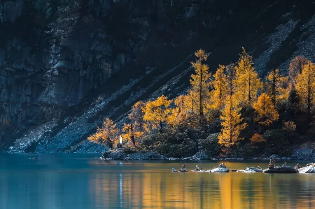 如果你想远离城市的喧嚣,冬天值得去的川西