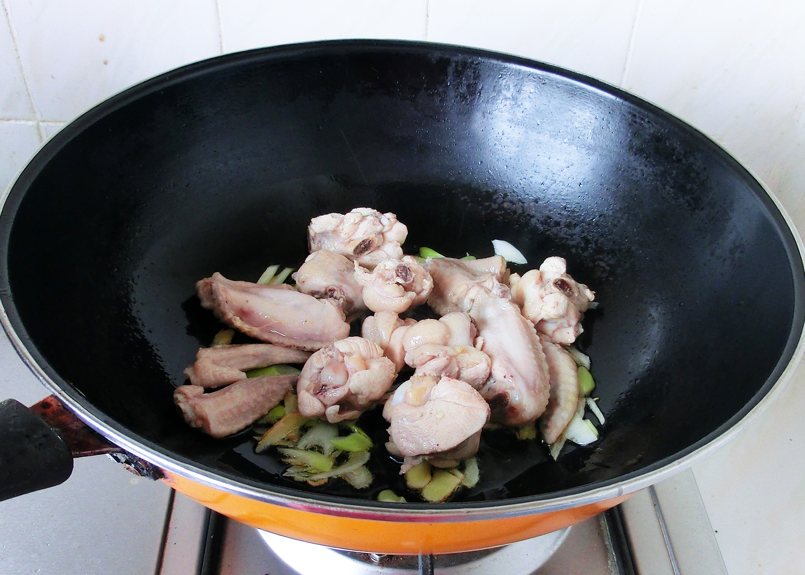 老年人增强免疫力的食物,体弱老人吃什么药增强免疫力