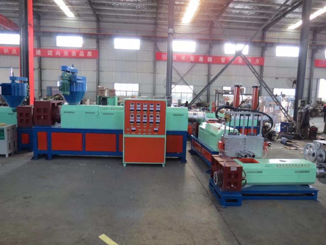 创办塑料加工厂需要多少钱,废旧塑料再生颗粒厂投资多少钱