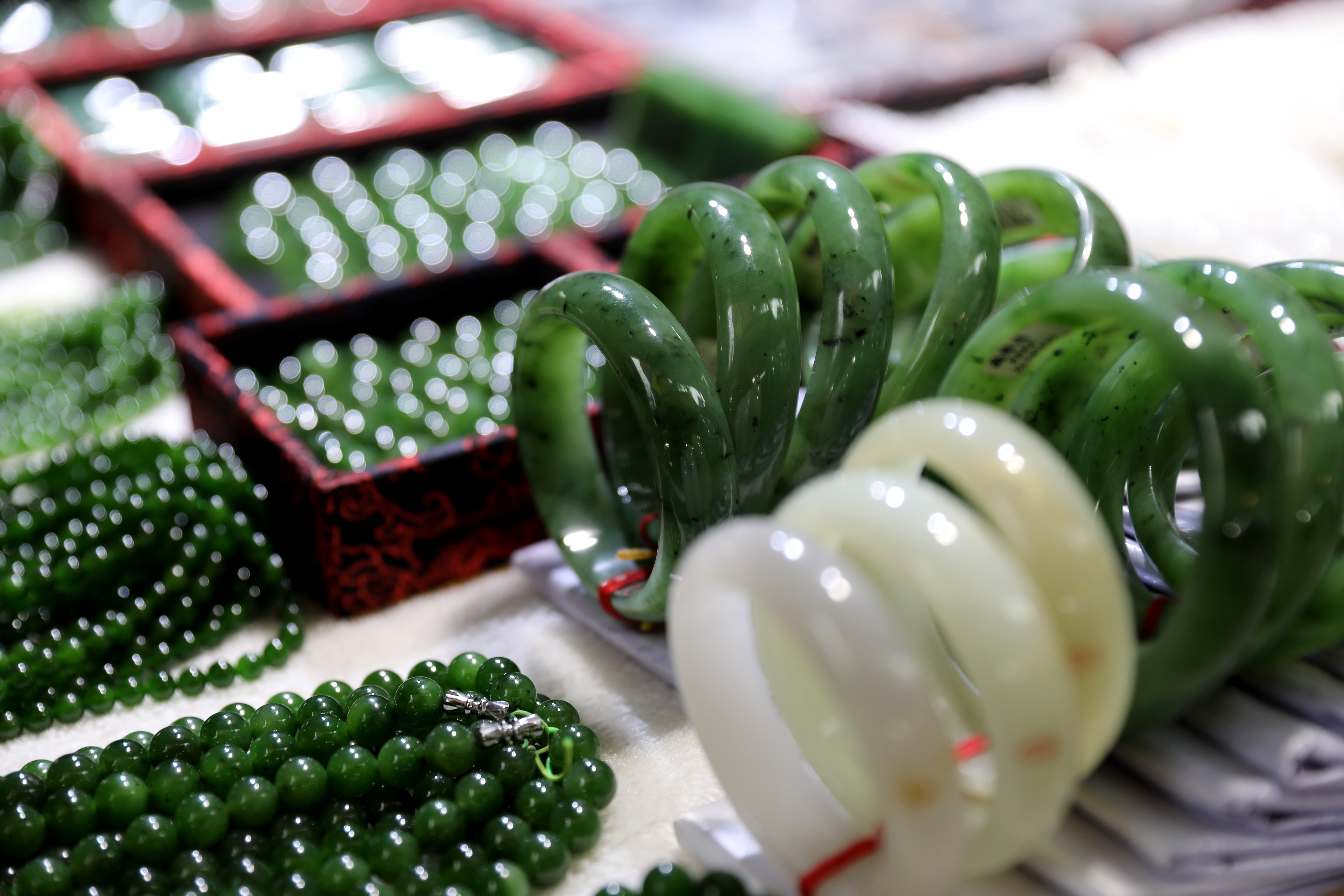 广州玉器街附近,广州玉器市场里面的玉多少钱