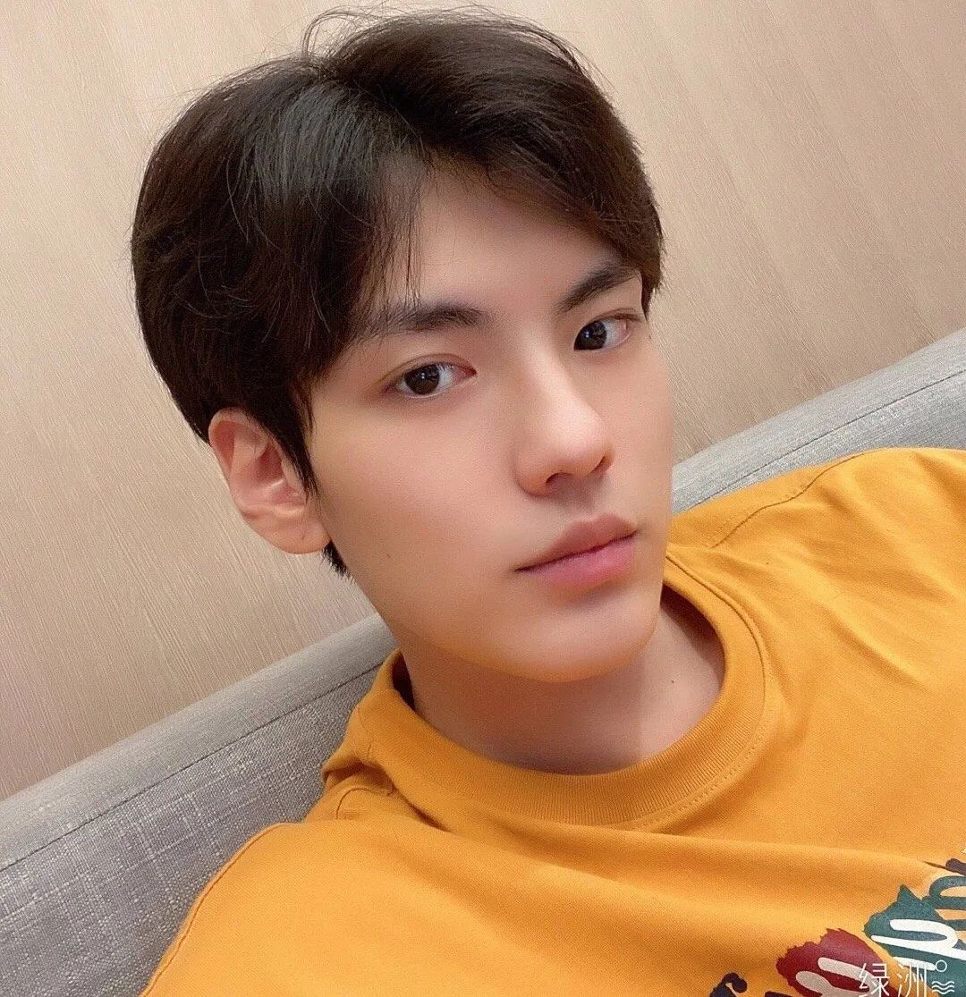 金子涵进乐华几年,乐华和金子涵什么关系