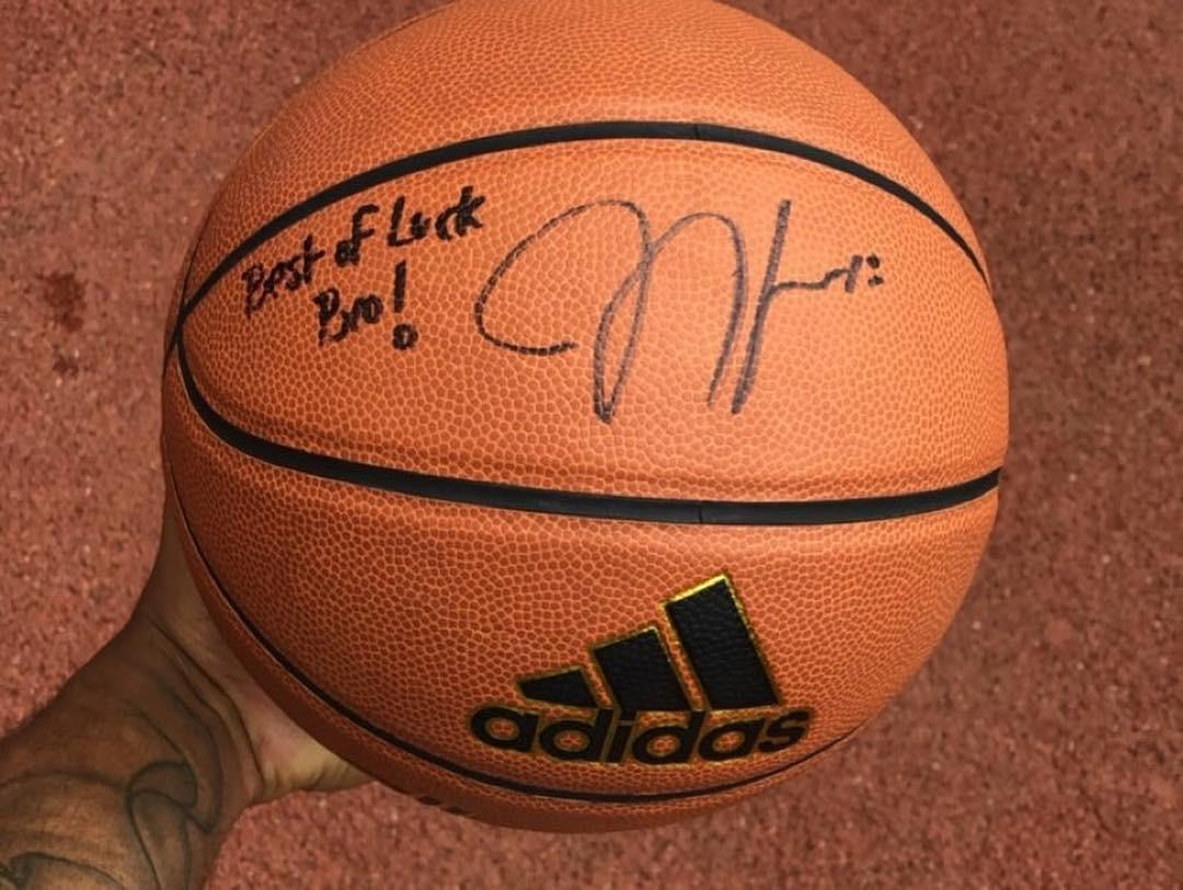 哈登压哨加盟勇士,火箭一哥哈登