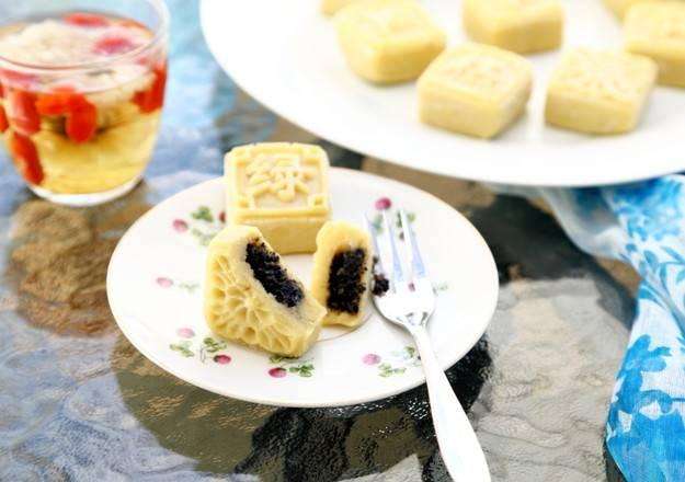 夏季长痘用什么护肤品,夏天预防长痘的最好办法