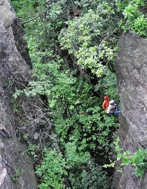 湖南千年禁区神堂湾，阴雨天频传古代人打仗声，宛如阴兵过境