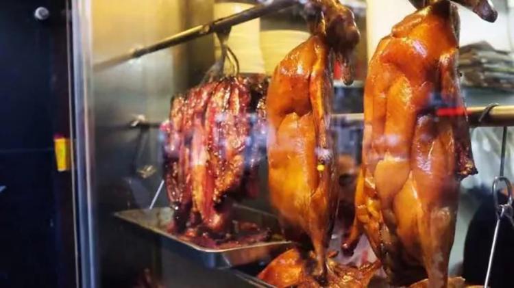 油亮烧鹅,烧鹅颜色油亮