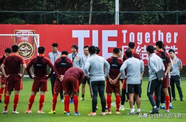 中国vs巴西世界杯2002李铁,跑不死的俄罗斯足球队图片