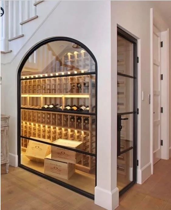 最简陋的小酒吧,家里有一个吧台酒吧