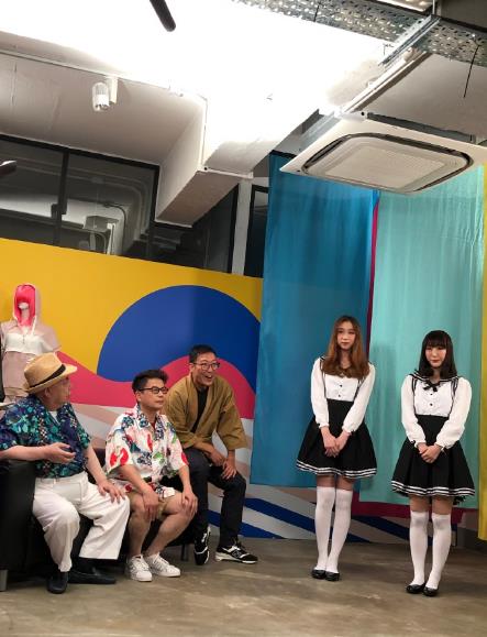 黄一山和黄一飞是同父同母吗,黄一山黄一飞采访