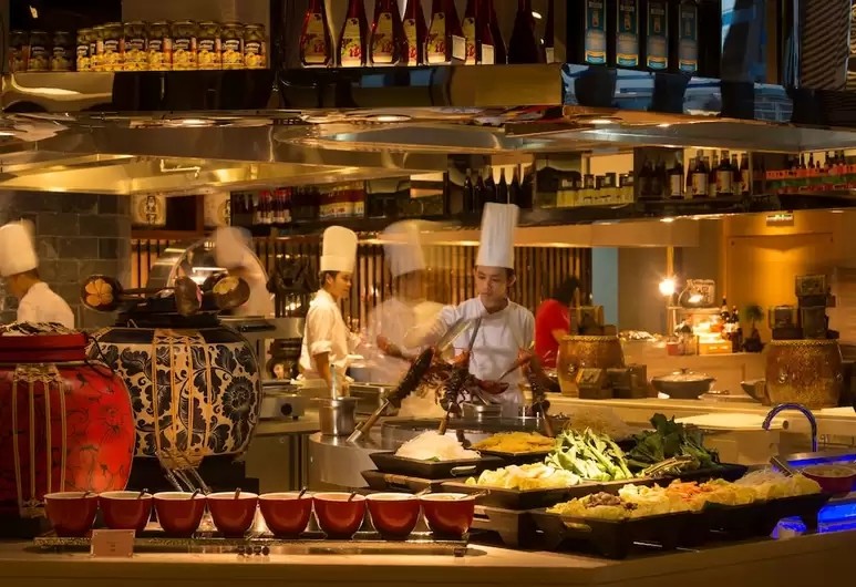 广州日航酒店附近好玩的地方,广州日航酒店是几星级