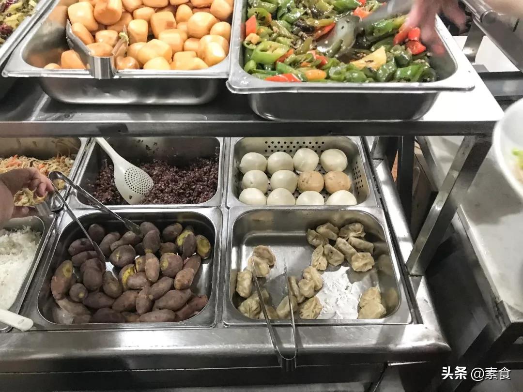 一家带有外婆味道的素食馆,好吃不重样的素食馆