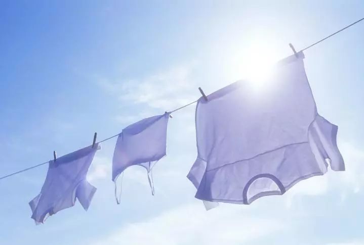 年轻妈妈紧急就医!连续64天没太阳,家里内衣裤终于顶不住了