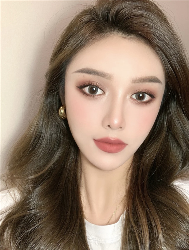 长相一般的女生如何快速提高颜值,女生提升气质的10个细节