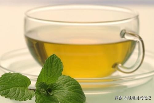 衣服没掉色为什么衣服会染色,衣服褪色和染色的区别