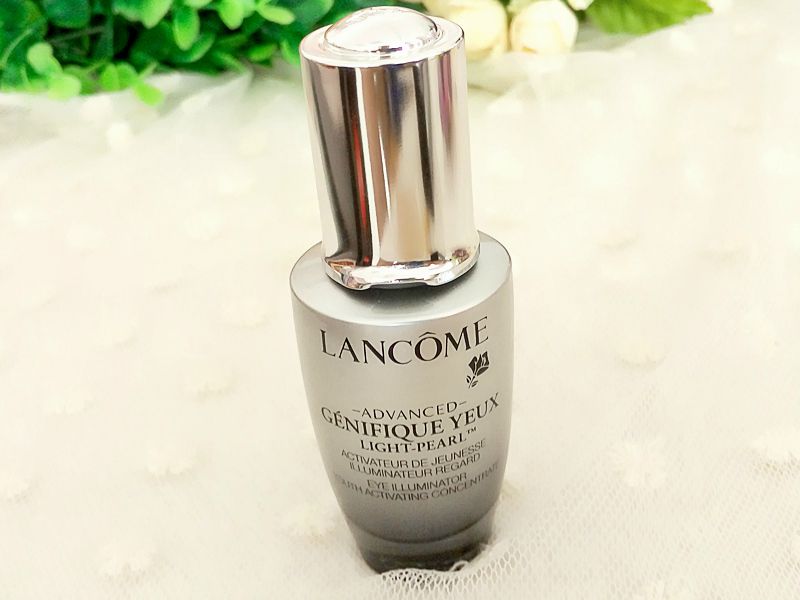 去细纹抗老的眼霜,早睡能消除眼纹