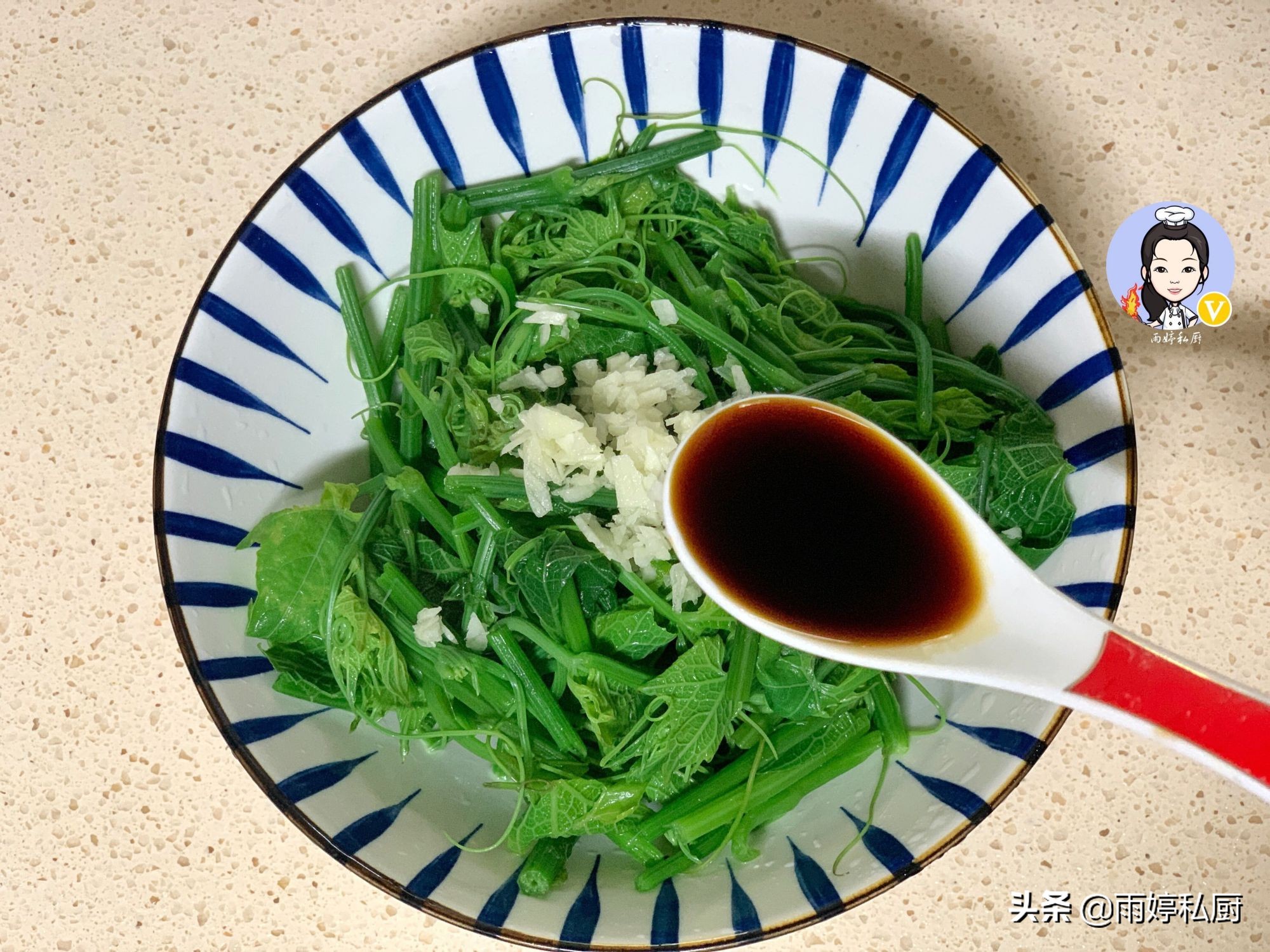 秋天全家人就馋这菜简单一拌,夏天此菜别错过拌一拌清爽可口