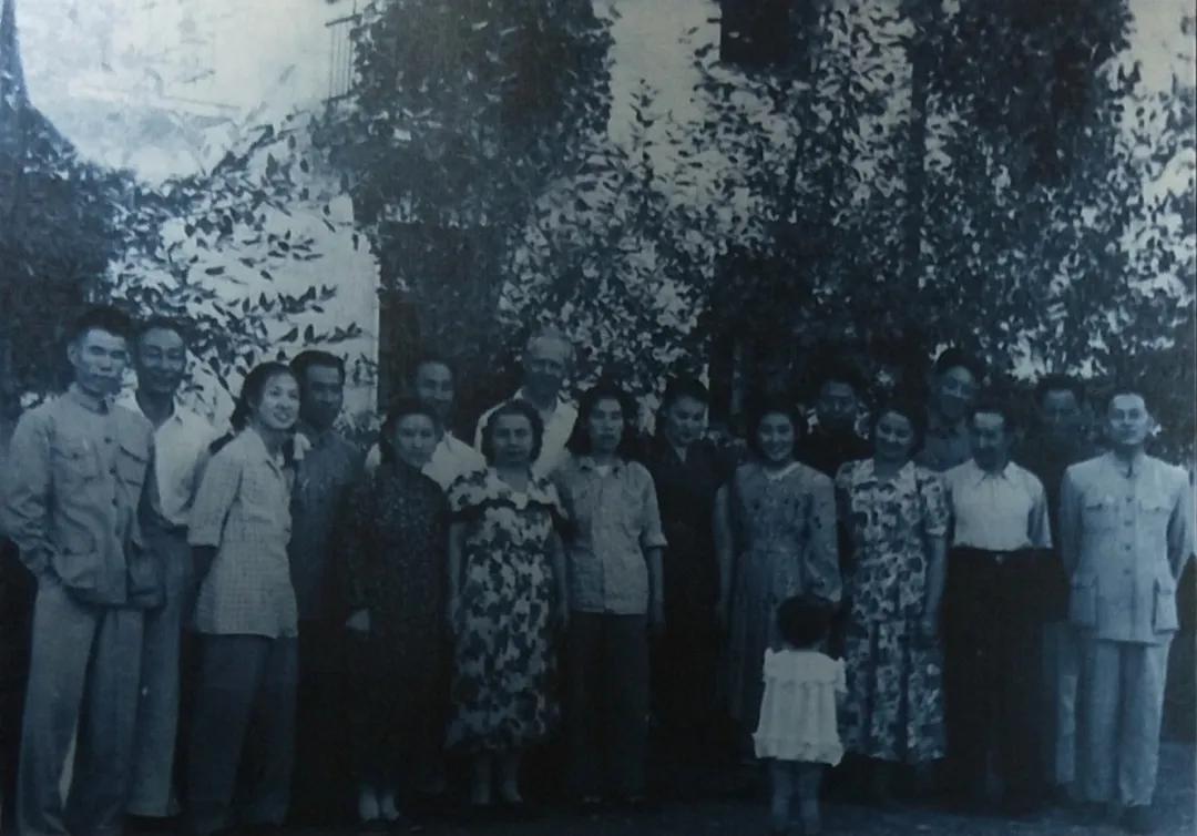 老物件成精故事,一个老物件的故事