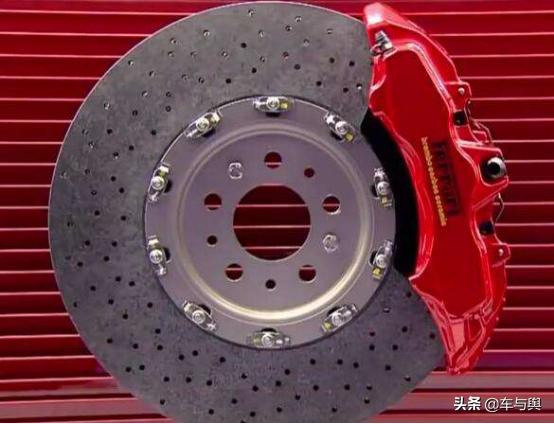 刹车片过热是什么故障灯,汽车刹车片发热导致失控该怎么办