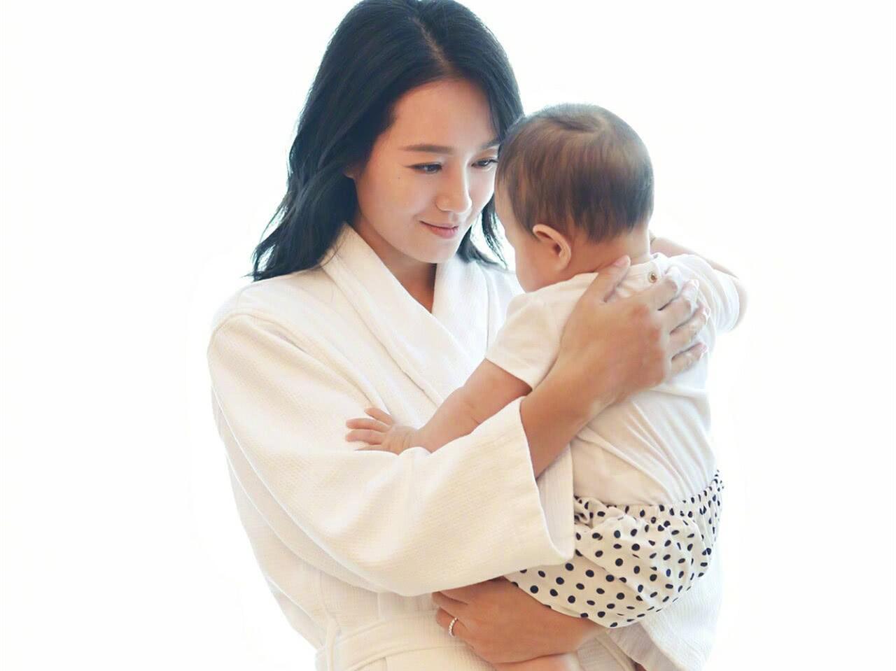 周一围朱丹恩爱合照,周一围朱丹结婚了吗