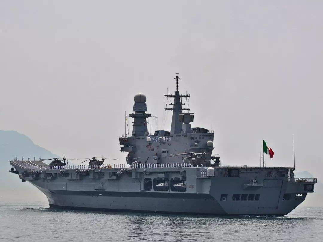 003型航空母舰最新进展,美国现有几艘航空母舰在世界各地