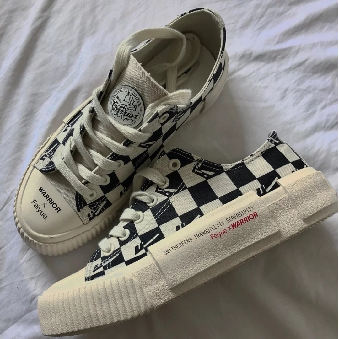 选择怎样的老爹鞋不累脚又好看,快来看看好看又好穿的老爹鞋