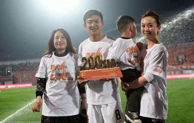 武汉卓尔|久违的身影拼搏的老将大博助力武汉闯过足协杯首轮