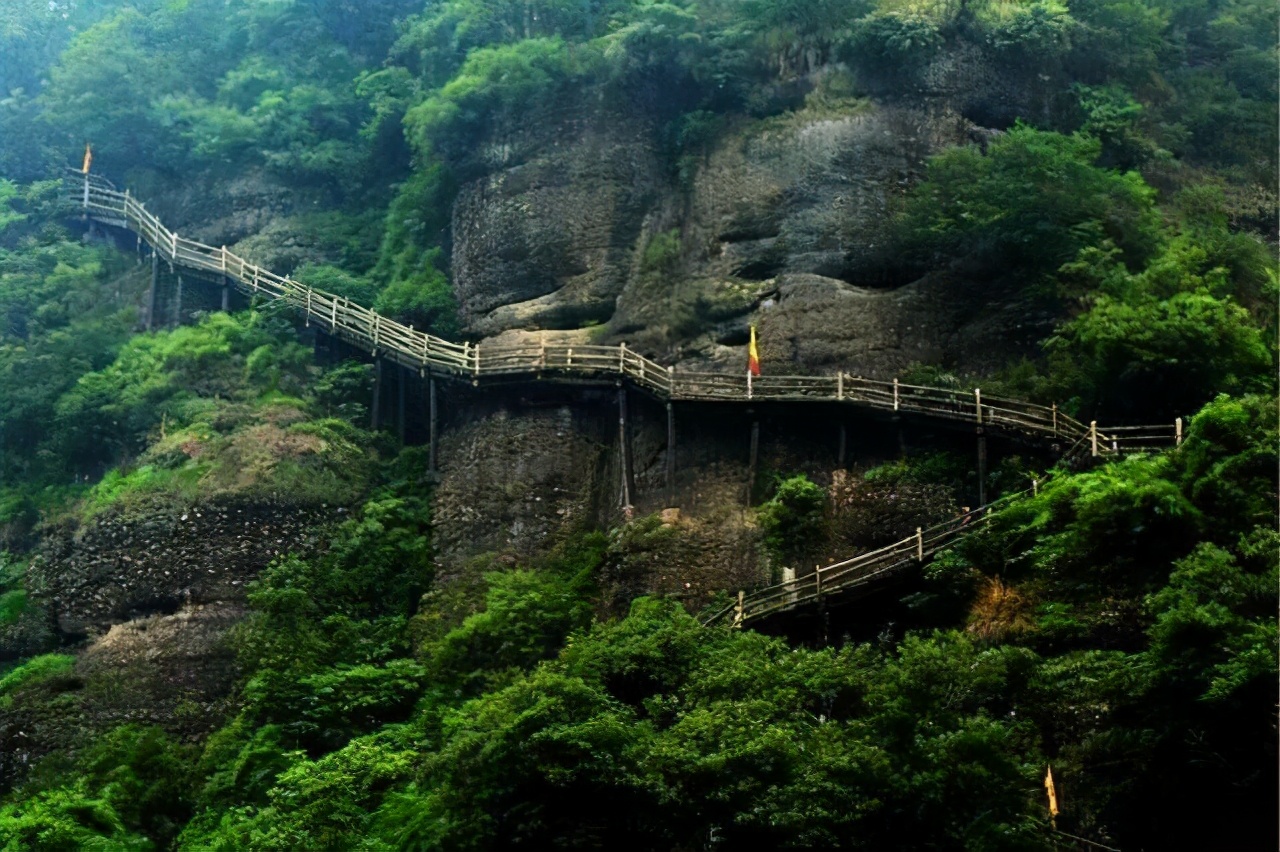 李白的蜀道难全诗赏析,李白的蜀道难