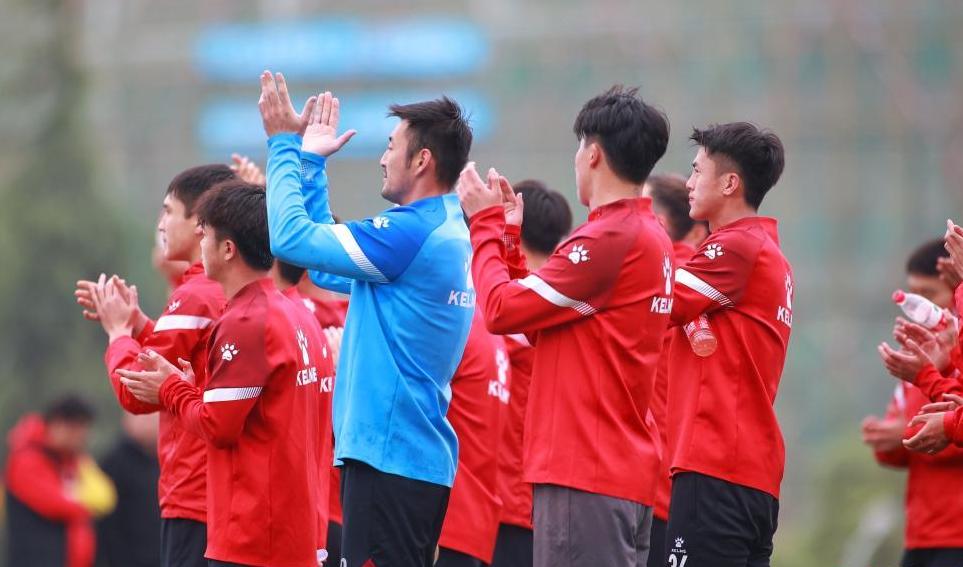 足球俱乐部欠薪数月,中国足球欠薪现状