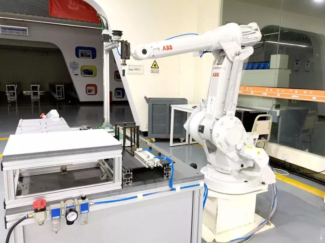 国内最大的新能源汽车实训设备,汽车实训基地